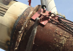 Cortland lifting sling bends around the fragile surface